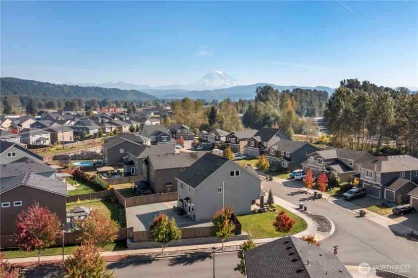 Property photo for 1002 O Farrell Lane Nw, Orting photo 38