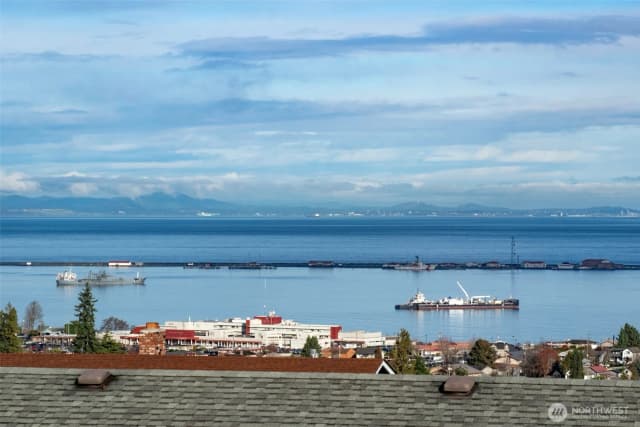 Property photo for 1345 E Lauridsen Boulevard, Port Angeles photo 3
