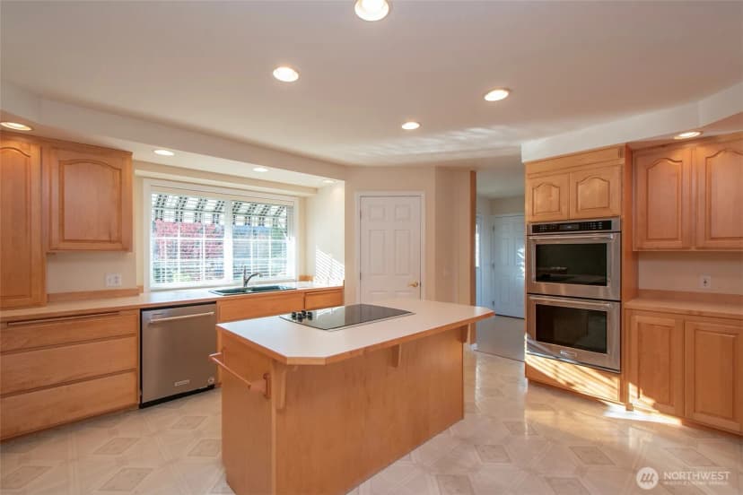 Property photo for 1345 E Lauridsen Boulevard, Port Angeles photo 15