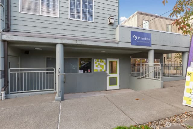 Property photo for 7301 5th Avenue Ne #unit A, Seattle photo 2