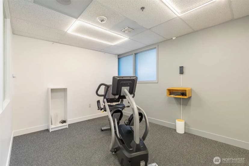 Property photo for 7301 5th Avenue Ne #unit A, Seattle photo 6