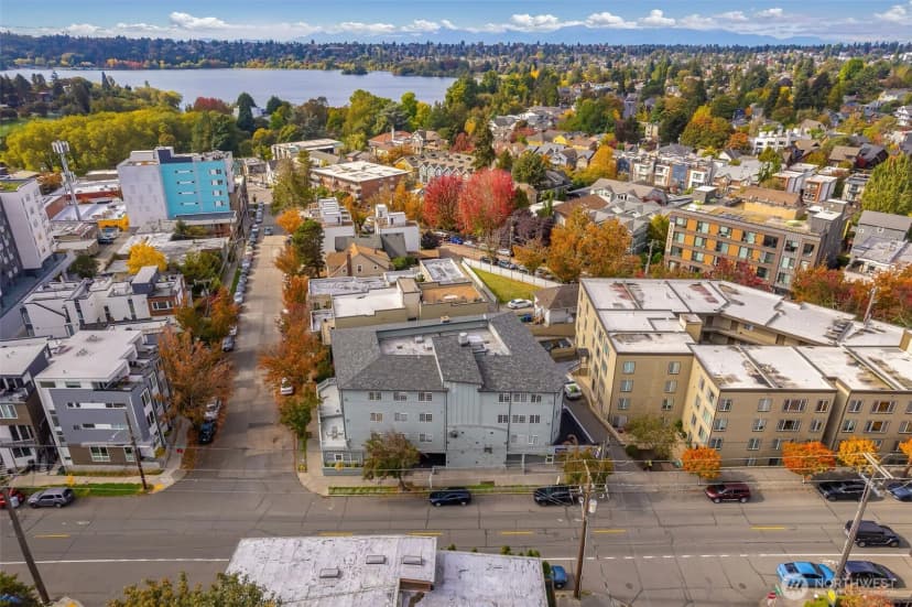 Property photo for 7301 5th Avenue Ne #unit A, Seattle photo 12