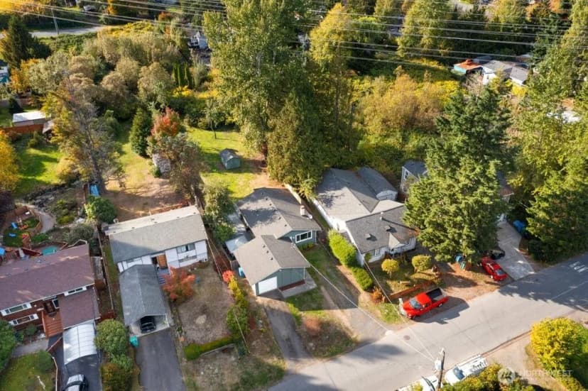 Property photo for 19225 18th Avenue Ne, Shoreline photo 27