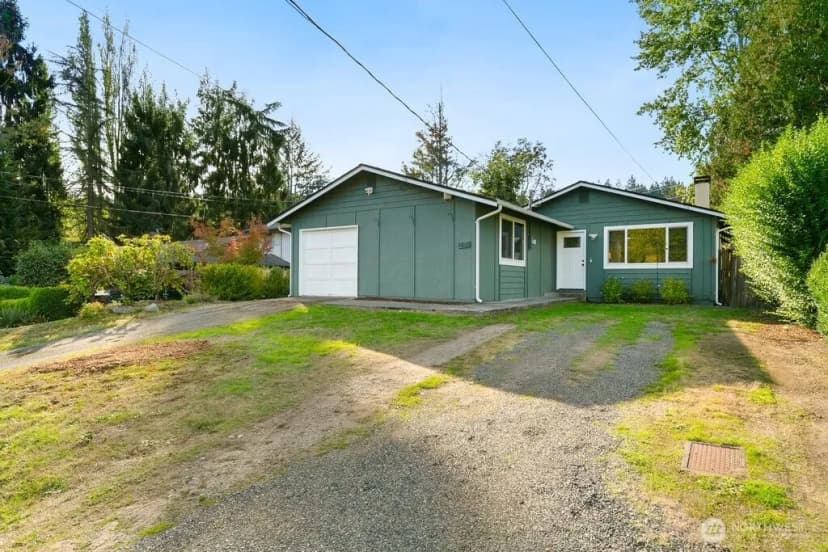 Property photo for 19225 18th Avenue Ne, Shoreline