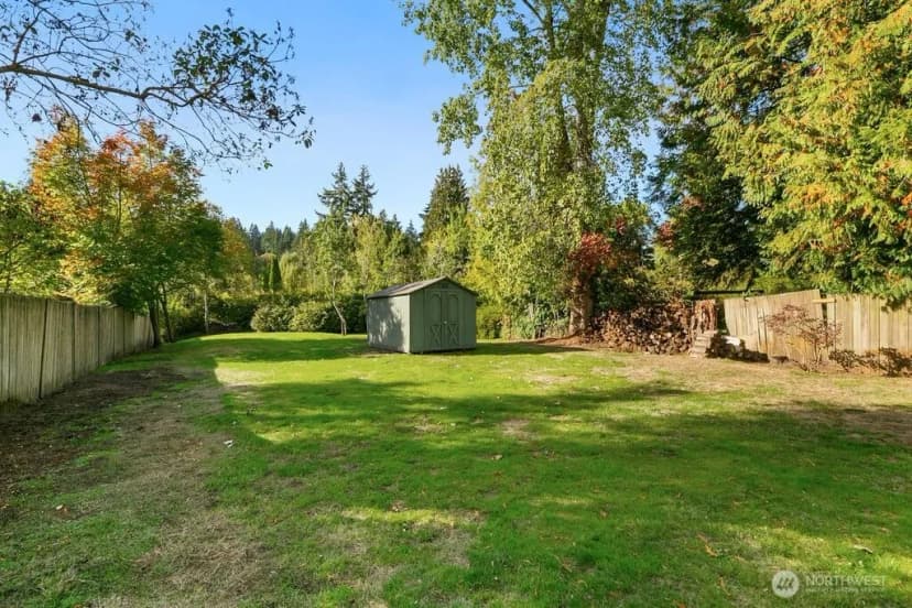 Property photo for 19225 18th Avenue Ne, Shoreline photo 22