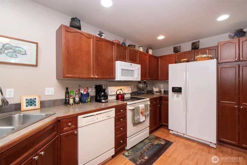 Property photo for 40 America Boulevard, Sequim photo 9