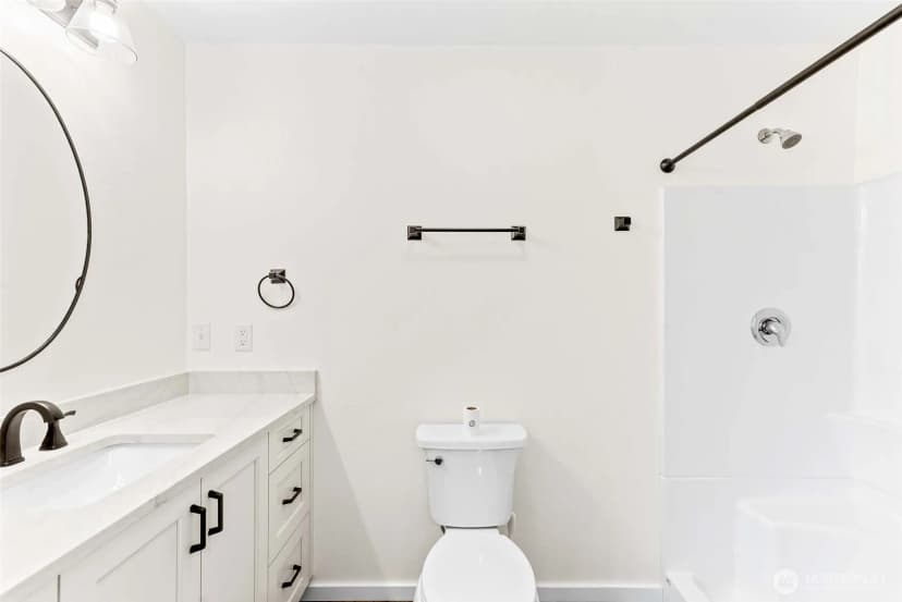 Property photo for 1040 Gilbert Court, East Wenatchee photo 18