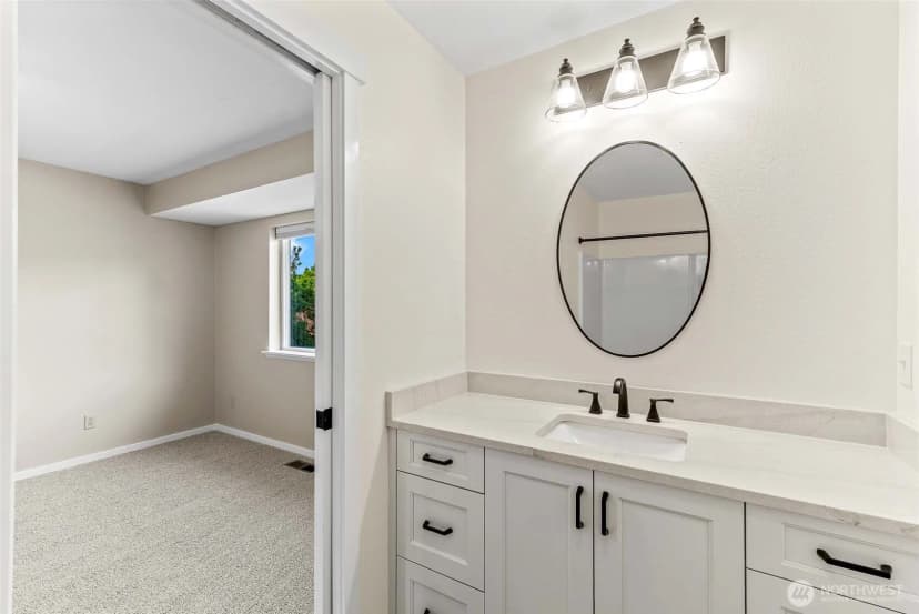 Property photo for 1040 Gilbert Court, East Wenatchee photo 19