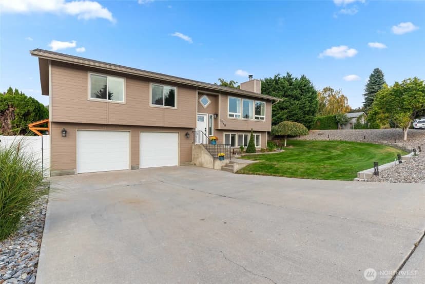 Property photo for 1040 Gilbert Court, East Wenatchee photo 39