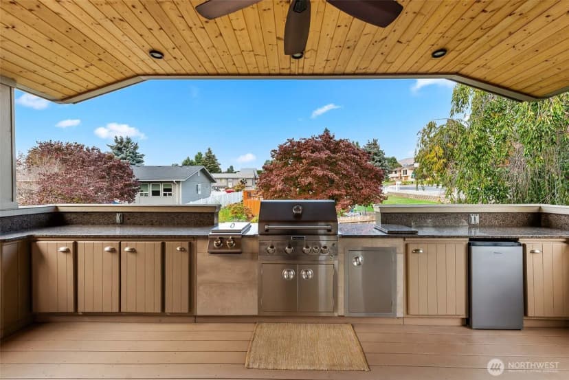 Property photo for 1040 Gilbert Court, East Wenatchee photo 15