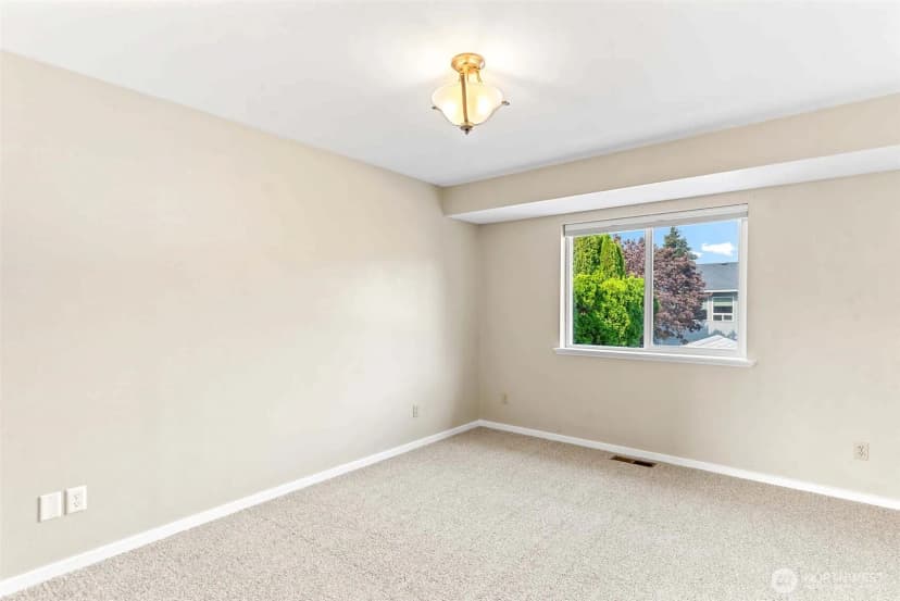Property photo for 1040 Gilbert Court, East Wenatchee photo 20