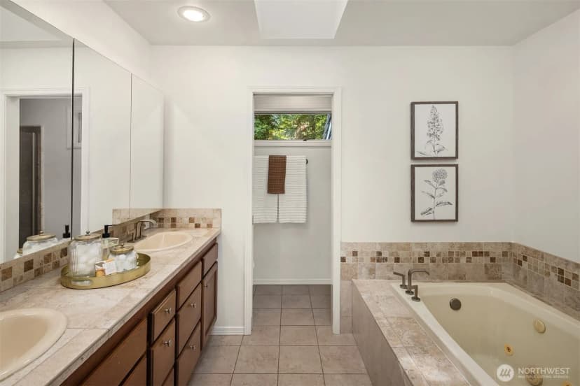 Property photo for 2624 262nd Place Se, Sammamish photo 21