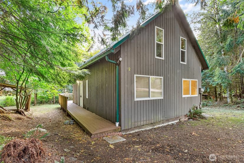 Property photo for 2 Creekside Lane, Bellingham photo 28