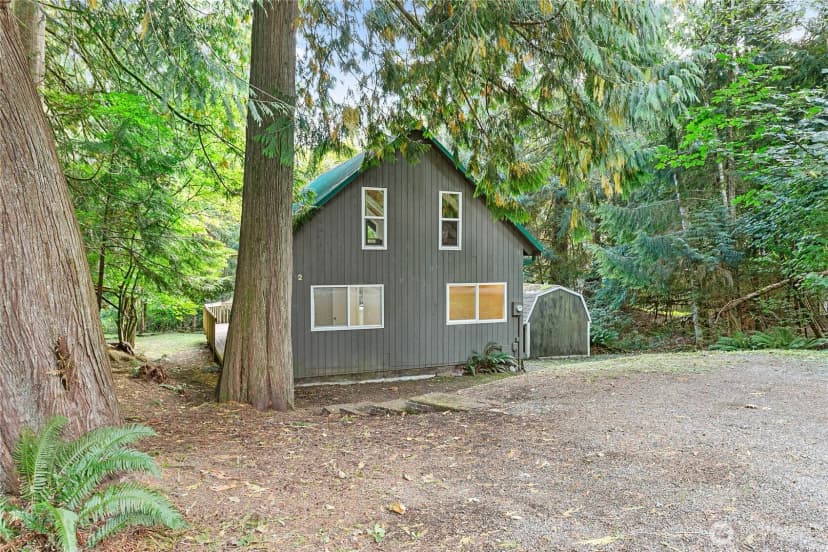 Property photo for 2 Creekside Lane, Bellingham photo 30