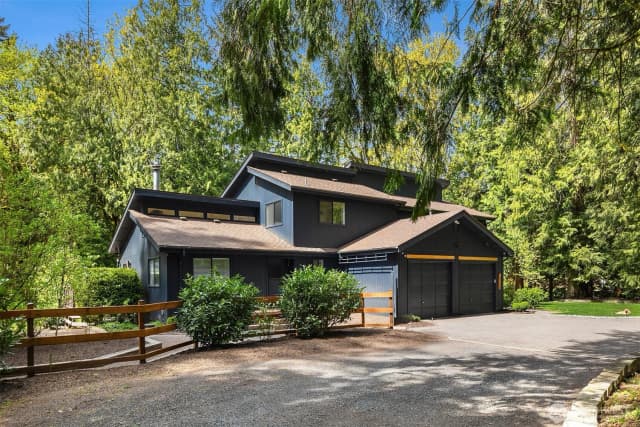 Property photo for 14235 248th Place Se, Issaquah