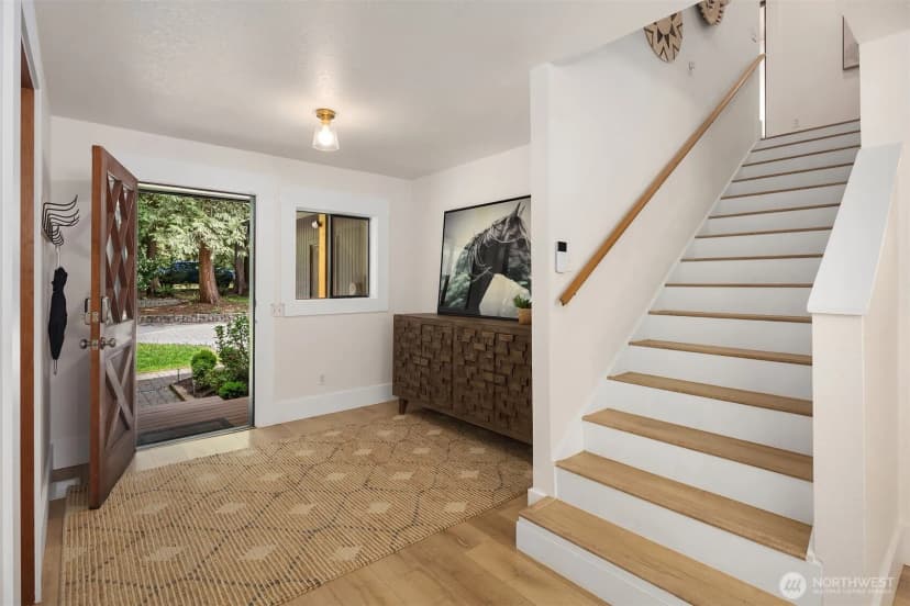 Property photo for 14235 248th Place Se, Issaquah photo 23
