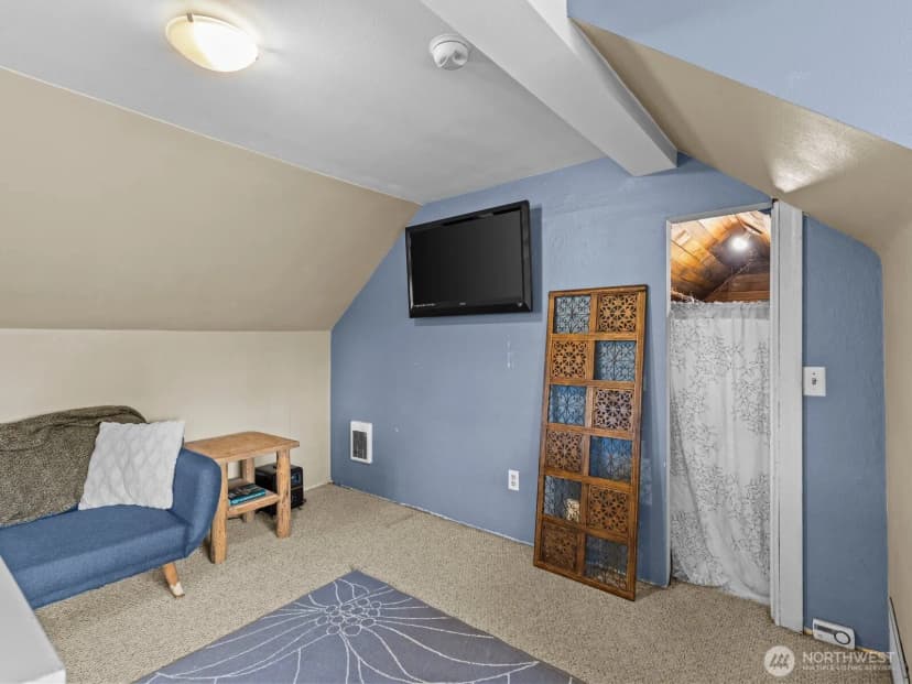 Property photo for 2220 Jackson Avenue, Everett photo 14