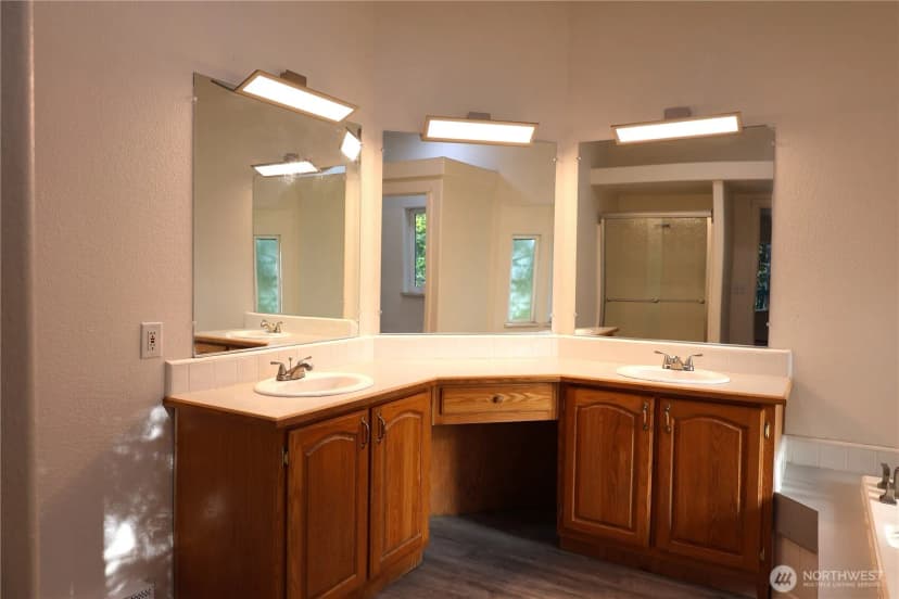 Property photo for 6219 Seabeck Holly Nw, Seabeck photo 25