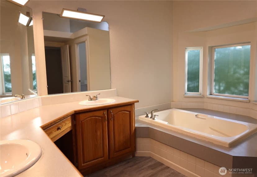 Property photo for 6219 Seabeck Holly Nw, Seabeck photo 24