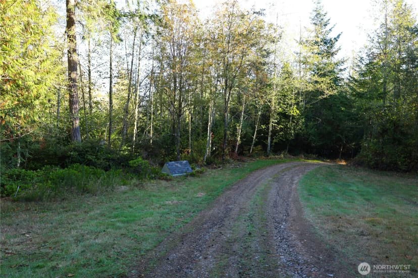 Property photo for 6219 Seabeck Holly Nw, Seabeck photo 35