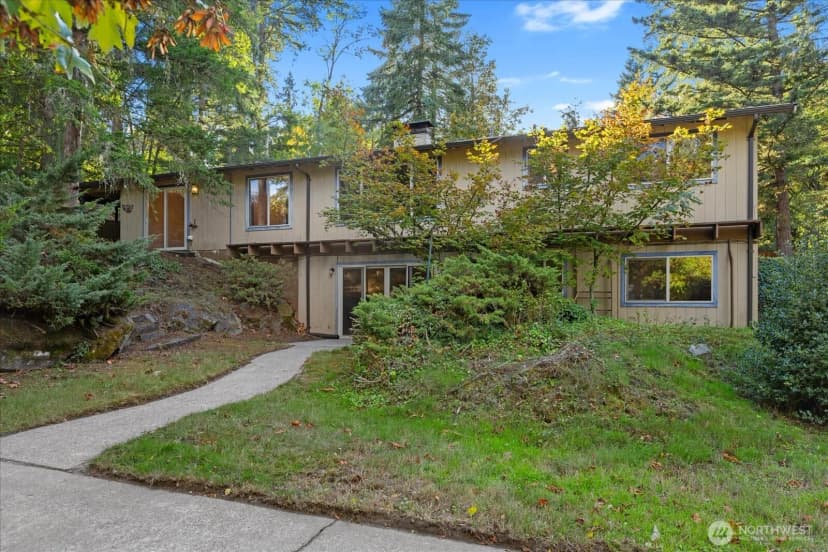 Property photo for 3320 Ne 178th Street, Lake Forest Park photo 27