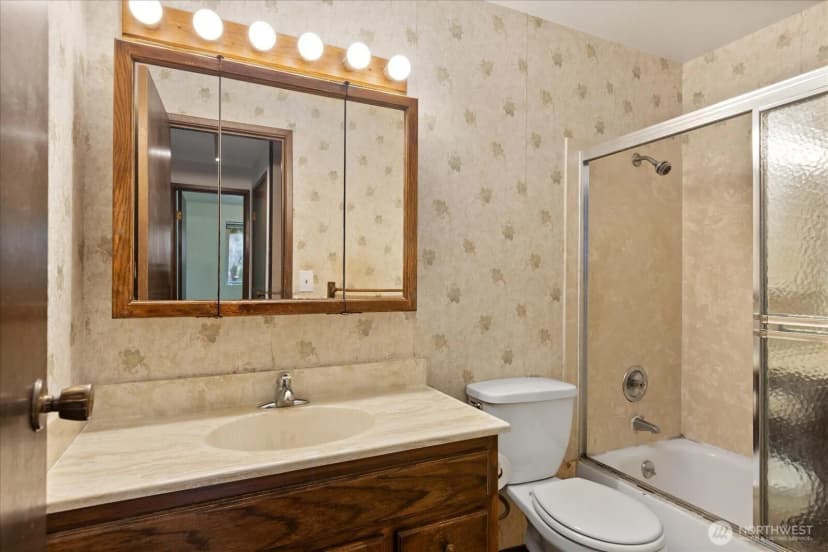 Property photo for 3320 Ne 178th Street, Lake Forest Park photo 20