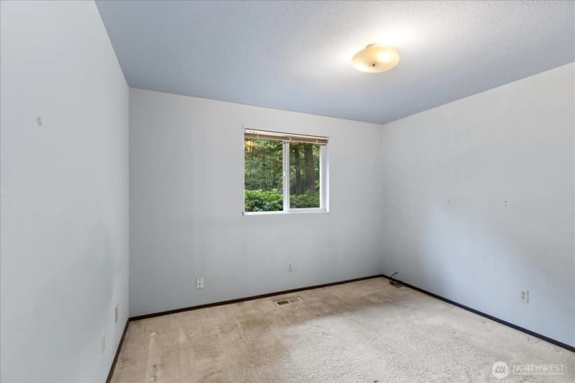 Property photo for 3320 Ne 178th Street, Lake Forest Park photo 17
