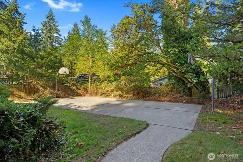 Property photo for 3320 Ne 178th Street, Lake Forest Park photo 29