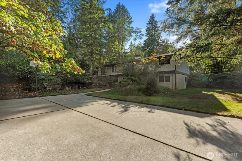 Property photo for 3320 Ne 178th Street, Lake Forest Park photo 30