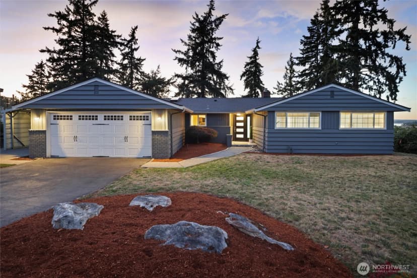 Property photo for 4645 116th Avenue Se, Bellevue photo 32