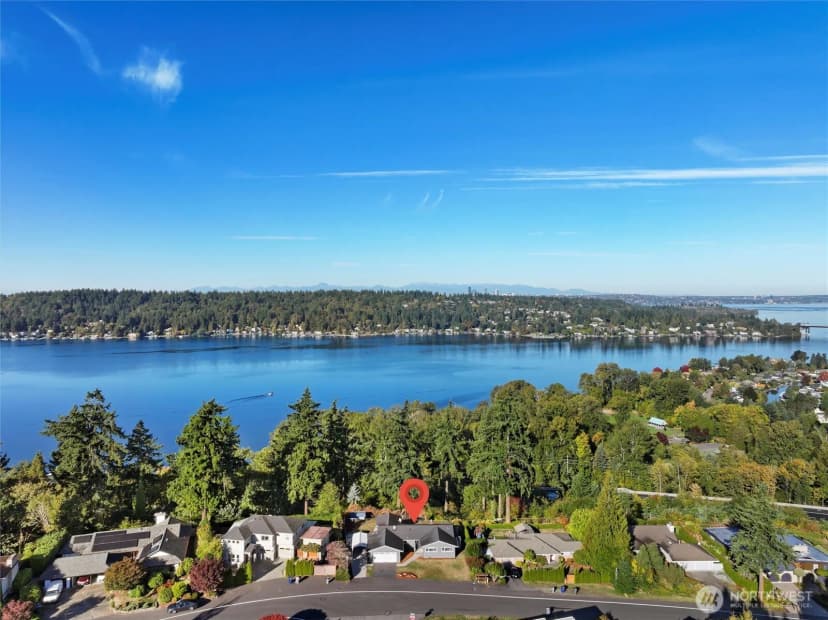 Property photo for 4645 116th Avenue Se, Bellevue photo 34