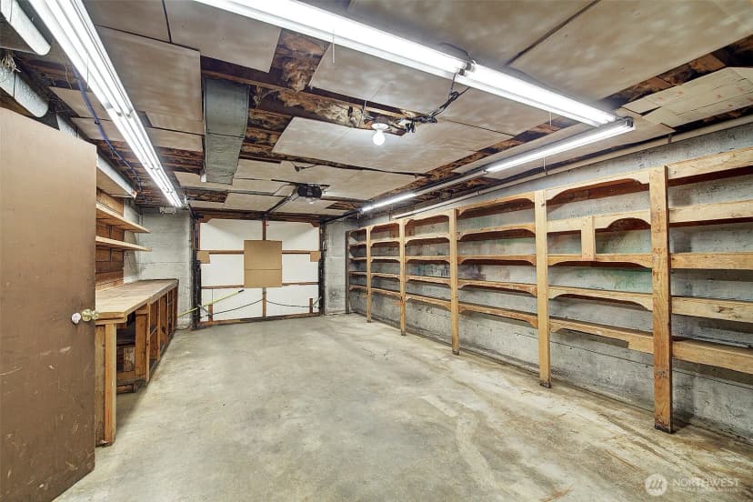 Property photo for 2303 Ne 95th Street, Seattle photo 25