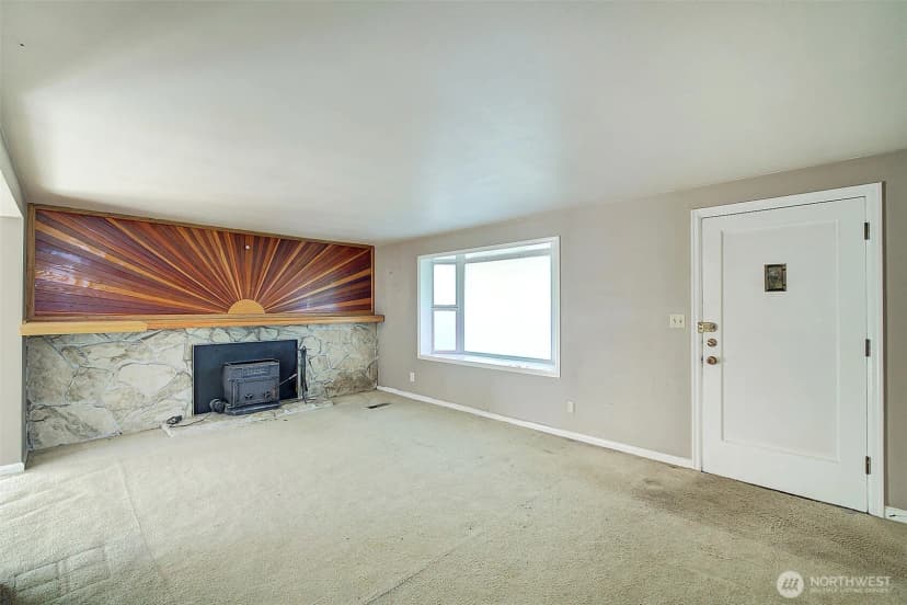 Property photo for 2303 Ne 95th Street, Seattle photo 7