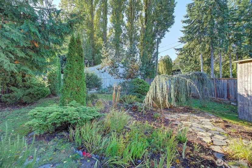 Property photo for 2303 Ne 95th Street, Seattle photo 27