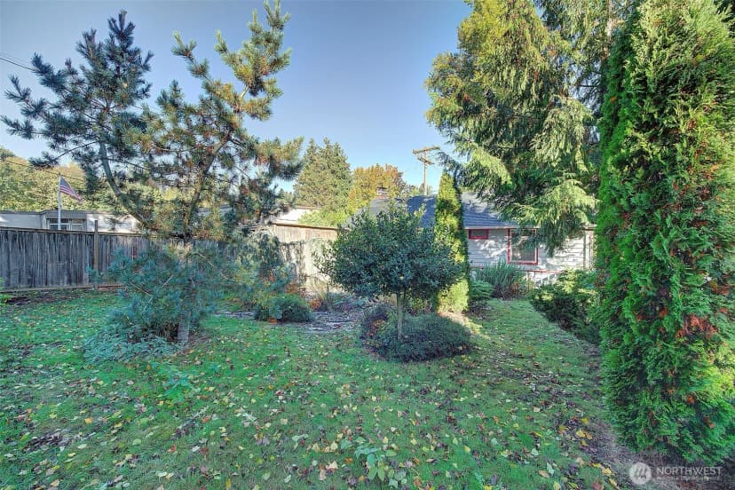 Property photo for 2303 Ne 95th Street, Seattle photo 28