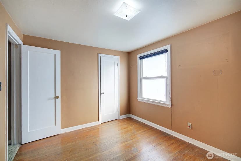 Property photo for 2303 Ne 95th Street, Seattle photo 19