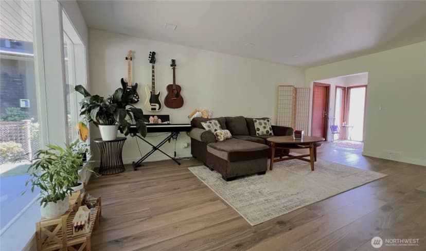 Property photo for 2918 74th Avenue, Mercer Island photo 6