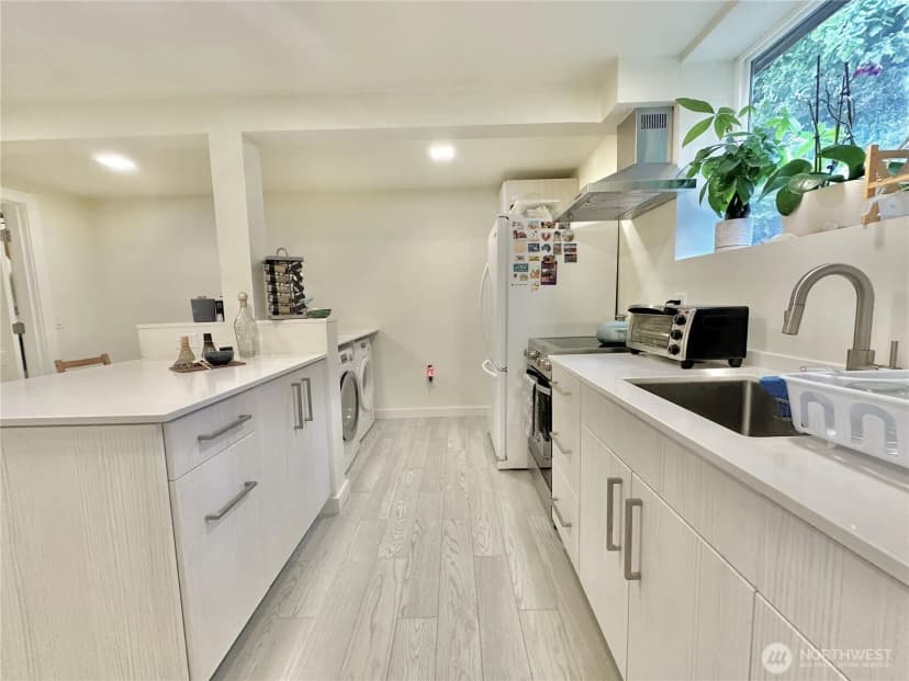 Property photo for 2918 74th Avenue, Mercer Island photo 16