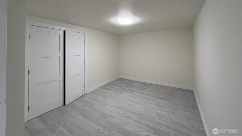 Property photo for 2918 74th Avenue, Mercer Island photo 17