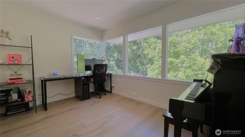 Property photo for 2918 74th Avenue, Mercer Island photo 10