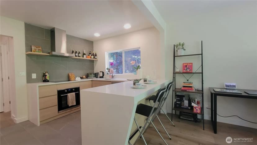 Property photo for 2918 74th Avenue, Mercer Island photo 5