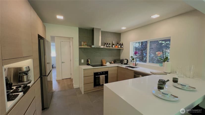 Property photo for 2918 74th Avenue, Mercer Island photo 4