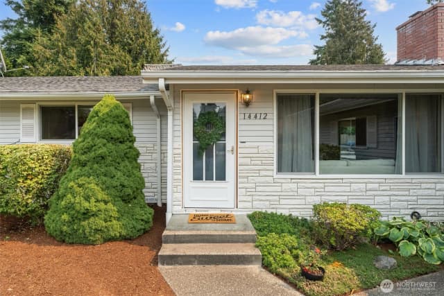 Property photo for 14412 143rd Place Se, Renton photo 2