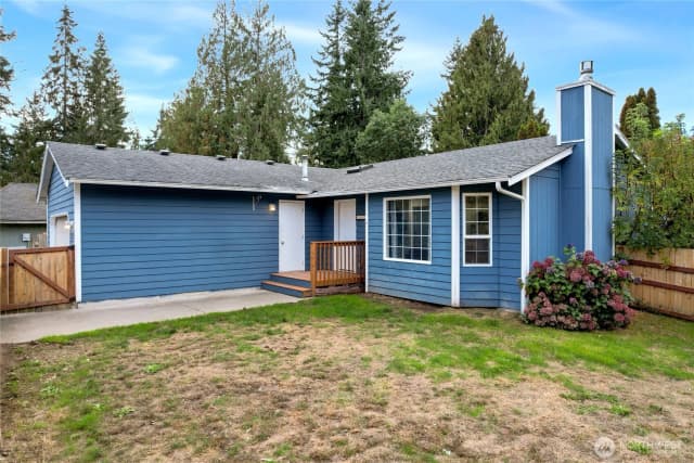 Property photo for 7017 E Firefly Court, Port Orchard photo 2