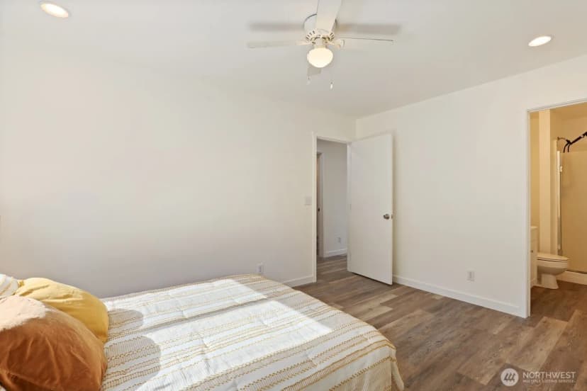 Property photo for 7017 E Firefly Court, Port Orchard photo 13