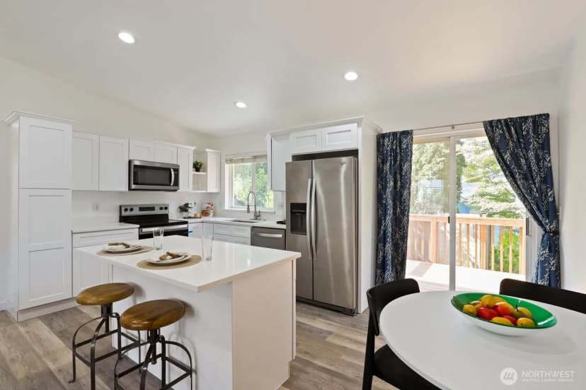 Property photo for 7017 E Firefly Court, Port Orchard photo 9