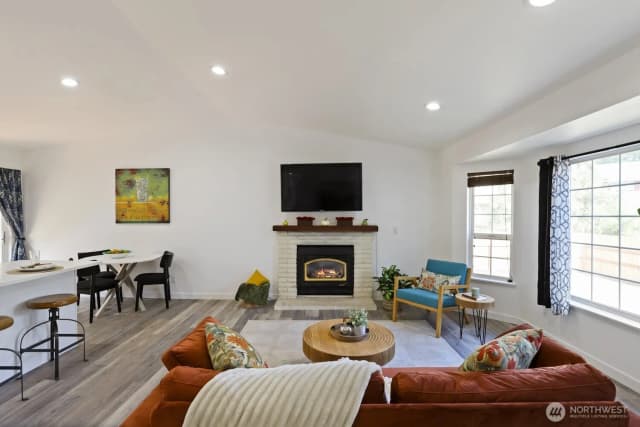 Property photo for 7017 E Firefly Court, Port Orchard photo 5
