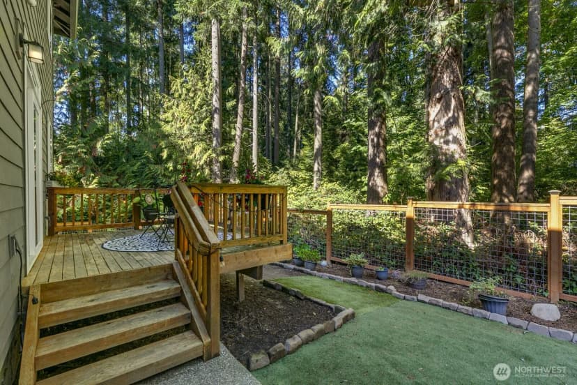 Property photo for 5211 East Drive, Everett photo 7