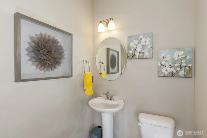 Property photo for 5211 East Drive, Everett photo 15