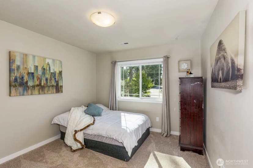 Property photo for 5211 East Drive, Everett photo 24